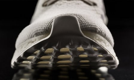 Adidas kompaniyası sport ayaq kiyimlerin 3D-printerden basıp sh&# ...